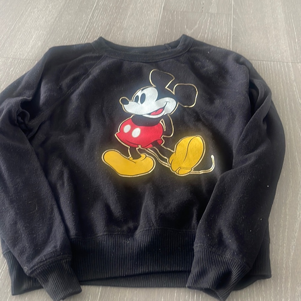 Black Mickey sweatshirt